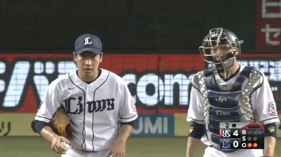 3回表2ヒット満塁2アウト (1)