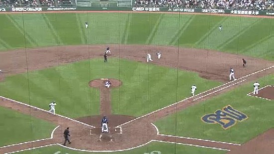 2回裏5浅村エラー1点 (2)