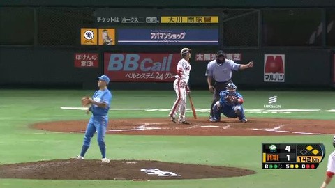 ７回裏３明石三振 (1)