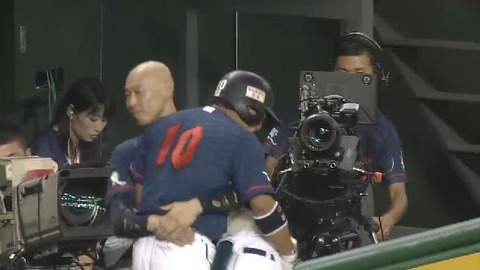 10回裏1森同点HR (6)