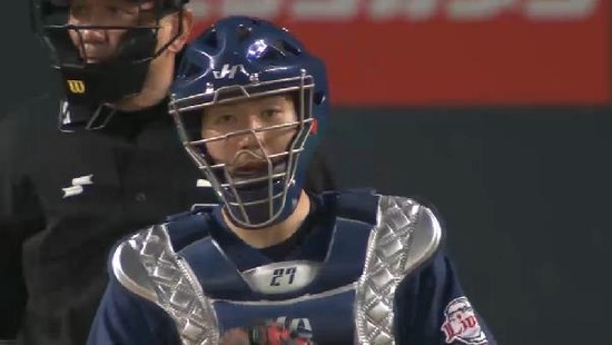 ７回裏４炭谷パスボール1点 (3)