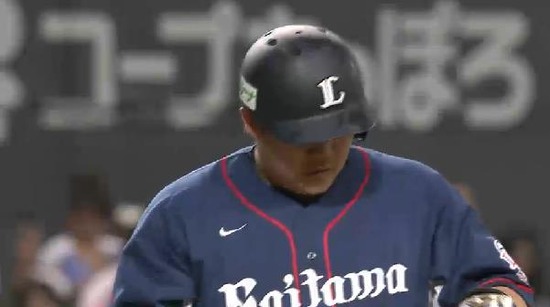 ４回表１中村三振 (3)