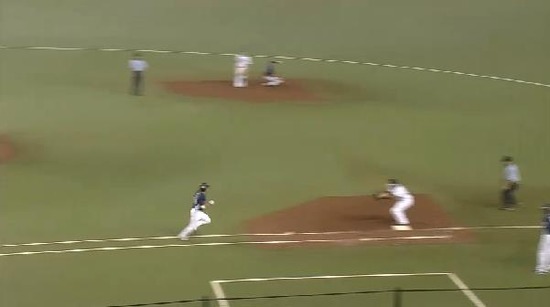 12回裏２永江バント (2)