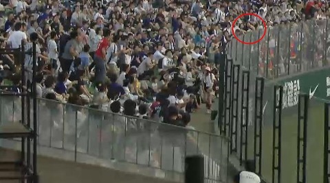 ７回裏２浅村２ベース (5)