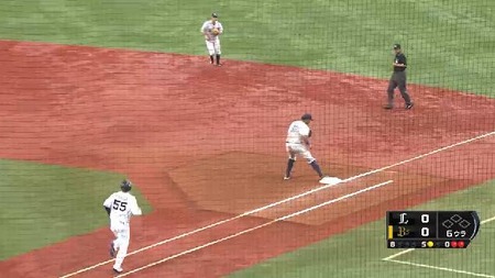 ６回裏１菊池 (2)