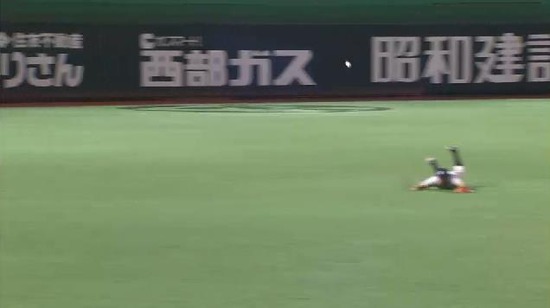 2回裏1中村タイムリー同点 (2)
