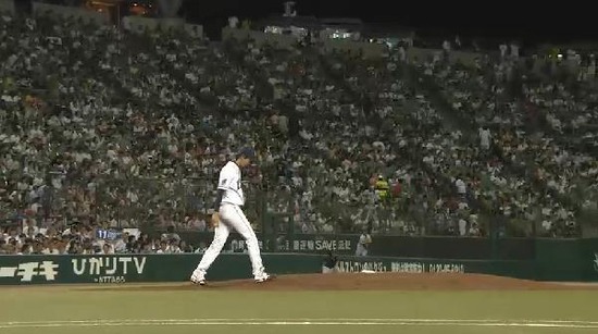 ９回表１岸 (1)