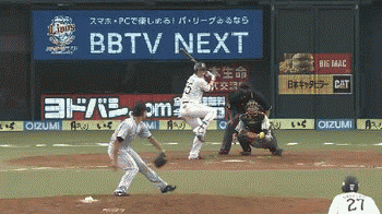 ５回裏１秋山タイムリー (1)