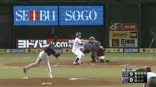 ２回裏２脇谷フォアボール１塁２塁ノーアウト