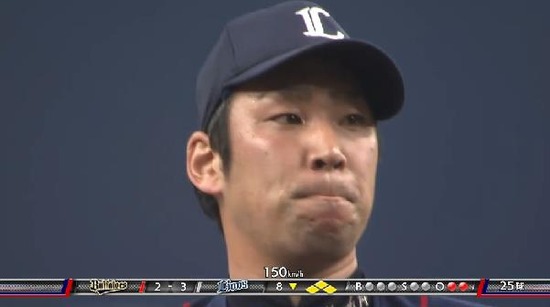 ８回裏２フォアボール満塁 (2)