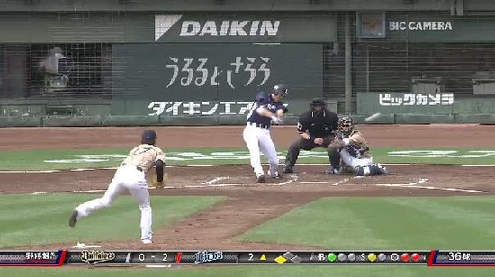 ２回表３秋山タイムリー (1)
