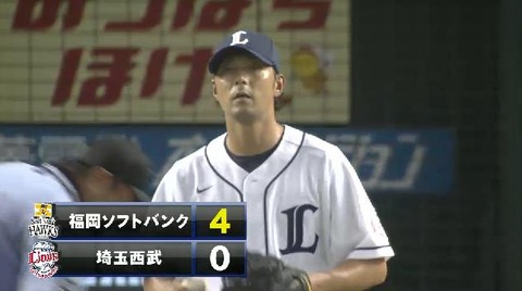 ５回表３小林ワイルドピッチ (1)