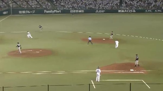 ２回裏３メヒアヒット満塁 (2)