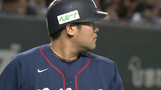 ４回表２中村三振 (4)