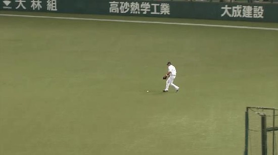 ６回表１ヒットエラー木村２塁ノーアウト (2)