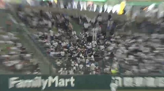 ２回表４小谷野２ラン (3)