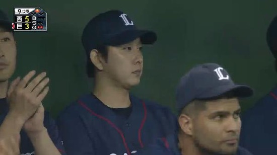 ９回裏４阿部ファーストゴロ (2)