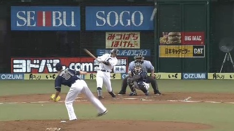 ２回裏１斉藤２ベース (2)