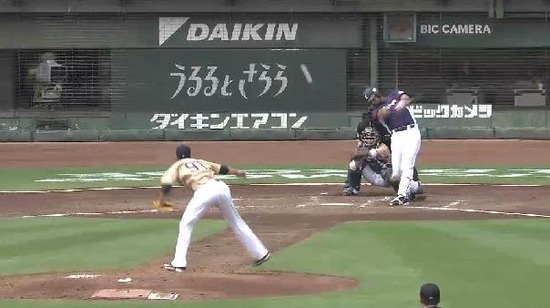 ３回表３メヒア犠牲フライ (4)