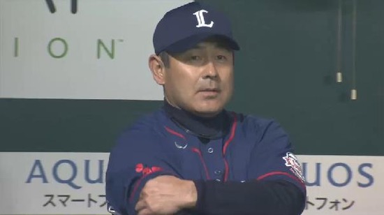 11回表５脇谷三振 (3)