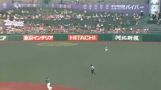 １回表１秋山ヒット (2)