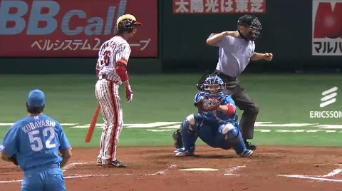 ８回表４明石三振 (2)