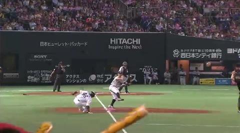 ６回裏永江送球ミス、５点目