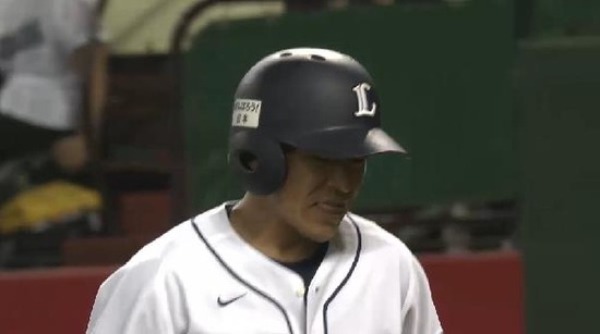 4回裏4脇谷キャッチャーフライ (1)