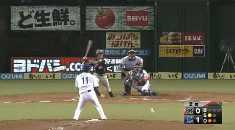 ２回表２岡田タイムリーヒット (1)