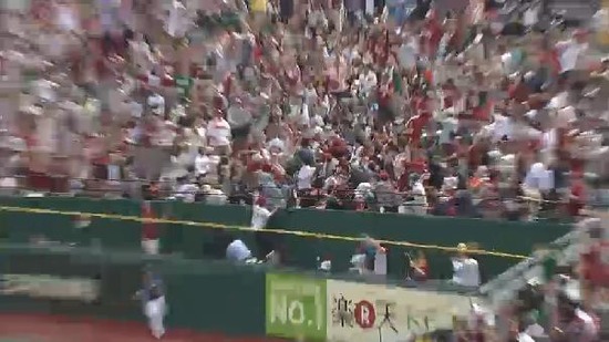 ５回裏３松井稼頭央３ラン (2)