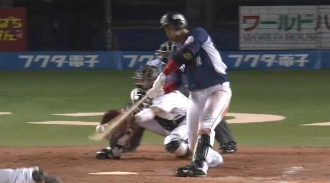 ８回表８浅村タイムリー (3)