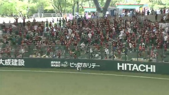 ５回表１ルーキー伊東プロ初ヒット初HR (3)