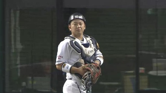 7回表1森 (2)