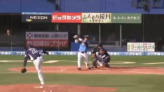８回裏１バスケス無失点 (2)