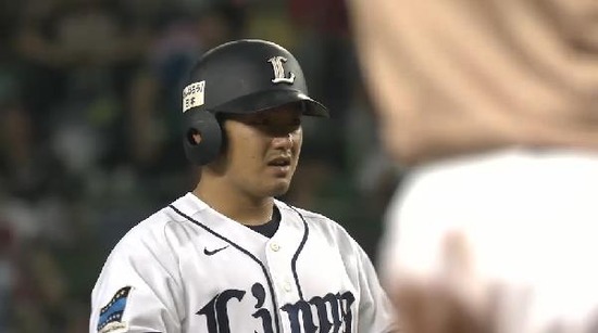 6回裏1森猛打賞2ベース (1)