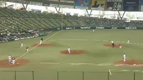 2回表２ダブルスチール1点 (1)