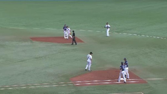 1回表2浅村センター前1塁2塁1アウト (3)