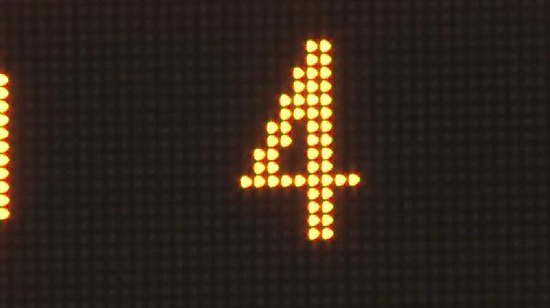 9回表4おかわり満塁弾 (5)