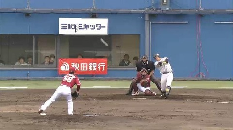 ６回表１浅村２ベース