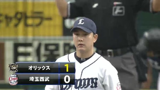 ３回表２逆球ヘルマンタイムリー (2)