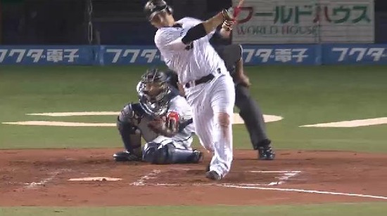 ６回裏１クルーズ３ラン (4)