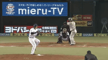 8回表3中島三振