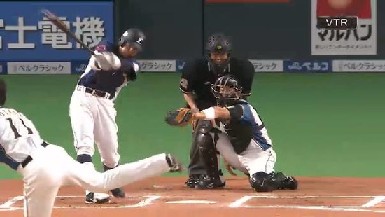 ６回裏１栗山三振 (3)