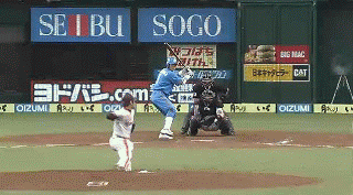 2回裏5栗山2点タイムリー中田ノックアウト (1)