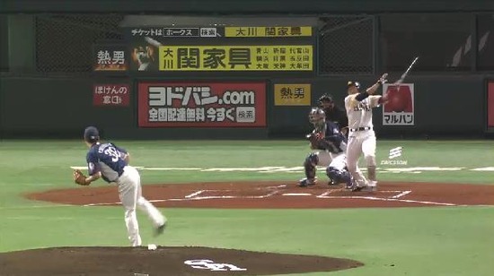１回裏１柳田ヒット内川タイムリー (2)
