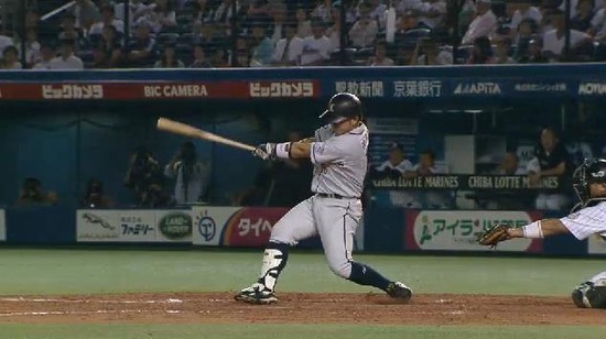 ９回表３森ヒット (3)