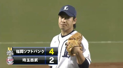 5回表1柳田2点タイムリー3ベース (2)