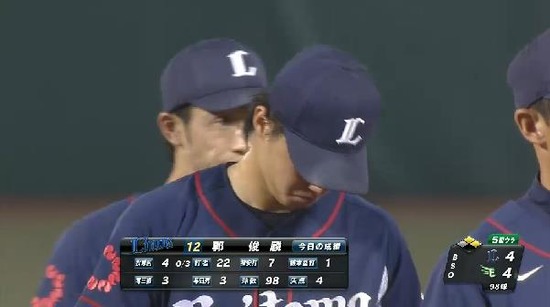 ５回裏３ペーニャフォアボール降板 (3)