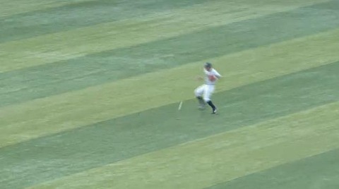 8回裏4梶谷タイムリー (2)