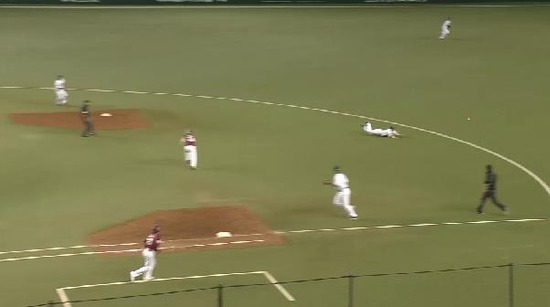 ９回表１ミゲル四球ヒットヒット満塁 (2)